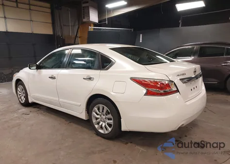 2015 Nissan Altima 2.5 S from USA, damaged, VIN 1N4AL3AP3FC298100